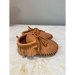 Vintage Taos size 20/4 Baby Tan Leather Fringe Moccasins